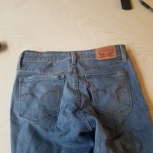 Girls levis  skinny size 25